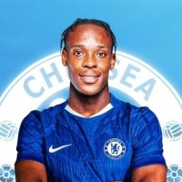 天空：埃梅加想留在白堡继续提升，切尔西希望他下赛季能踢英超